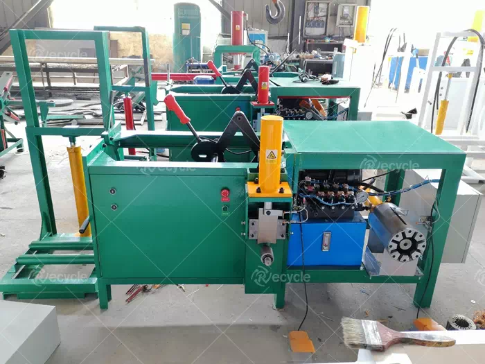 Waste motor dismantling machine production workshop